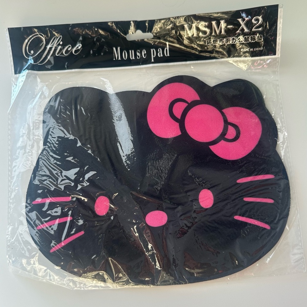 Hello Kitty Black Pink Office Desk Laptop Mouse Pad - Picture 4 of 4
